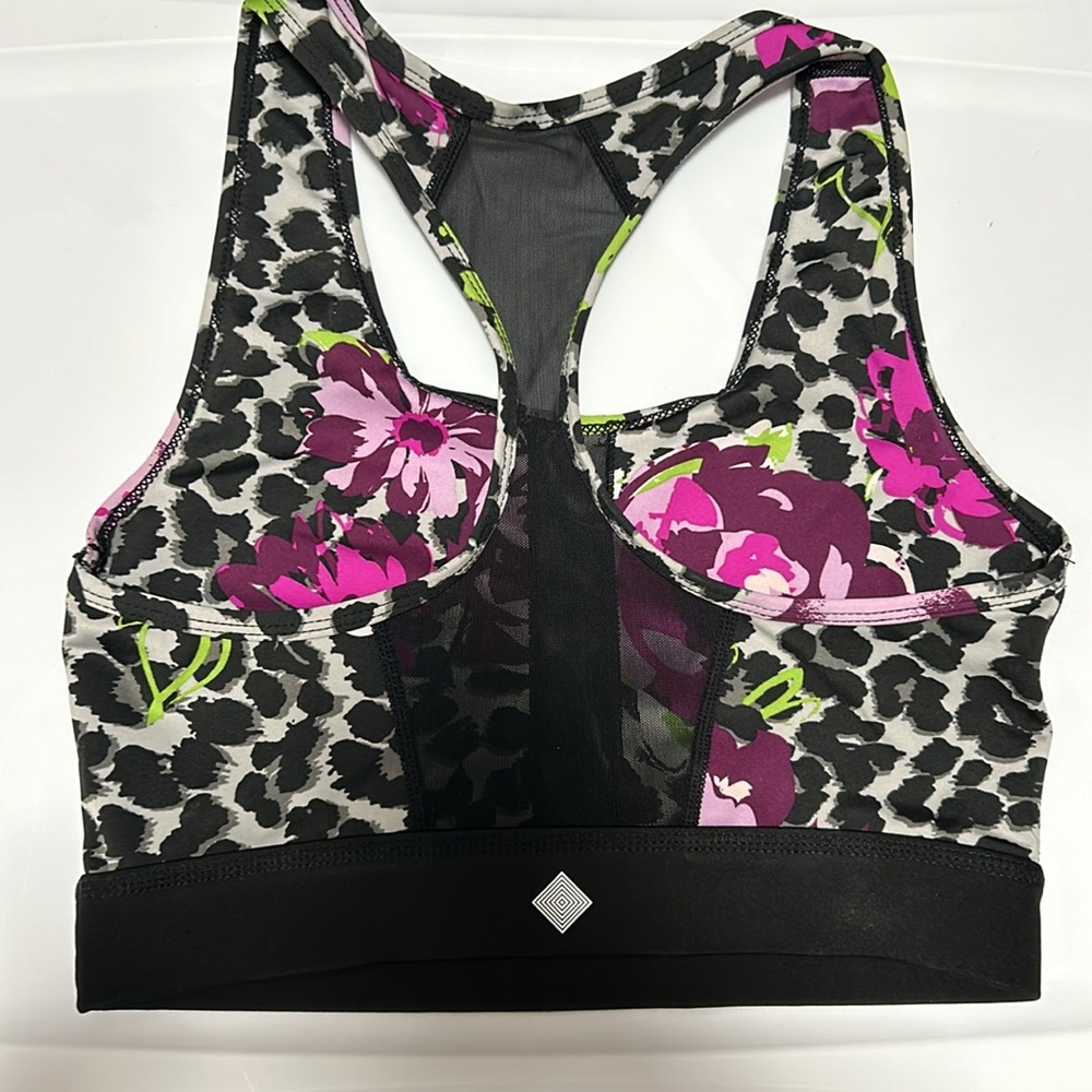 Lularoe Sports Bra - Picture 2 of 4
